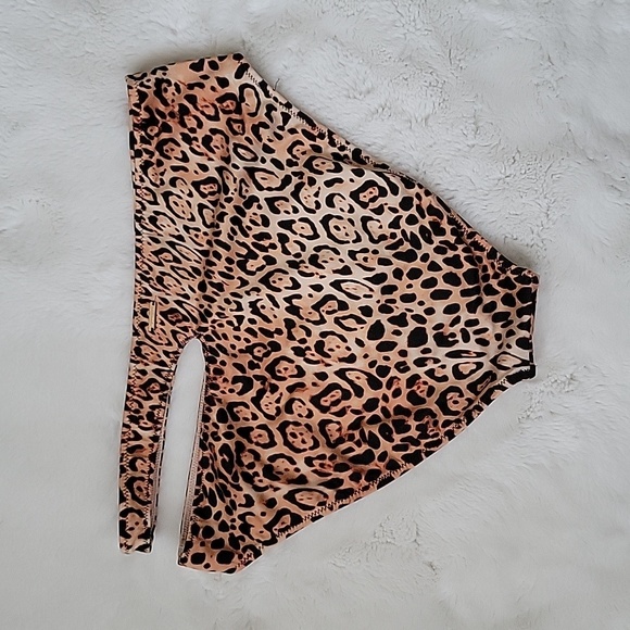 Cheetah print bottoms - Picture 4 of 6